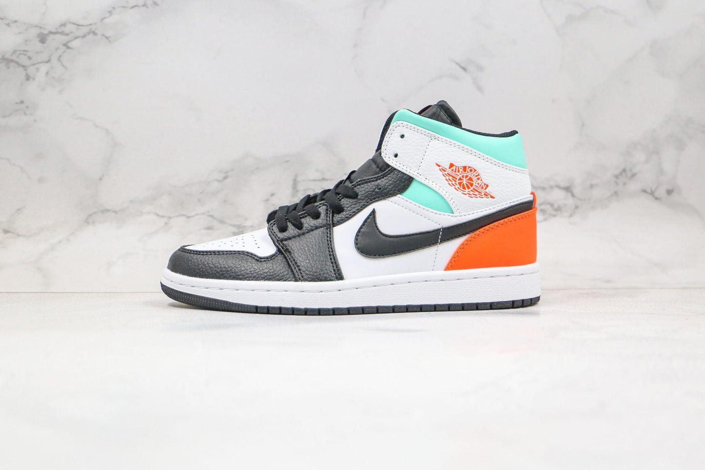 Air Jordan 1 Mid 2020