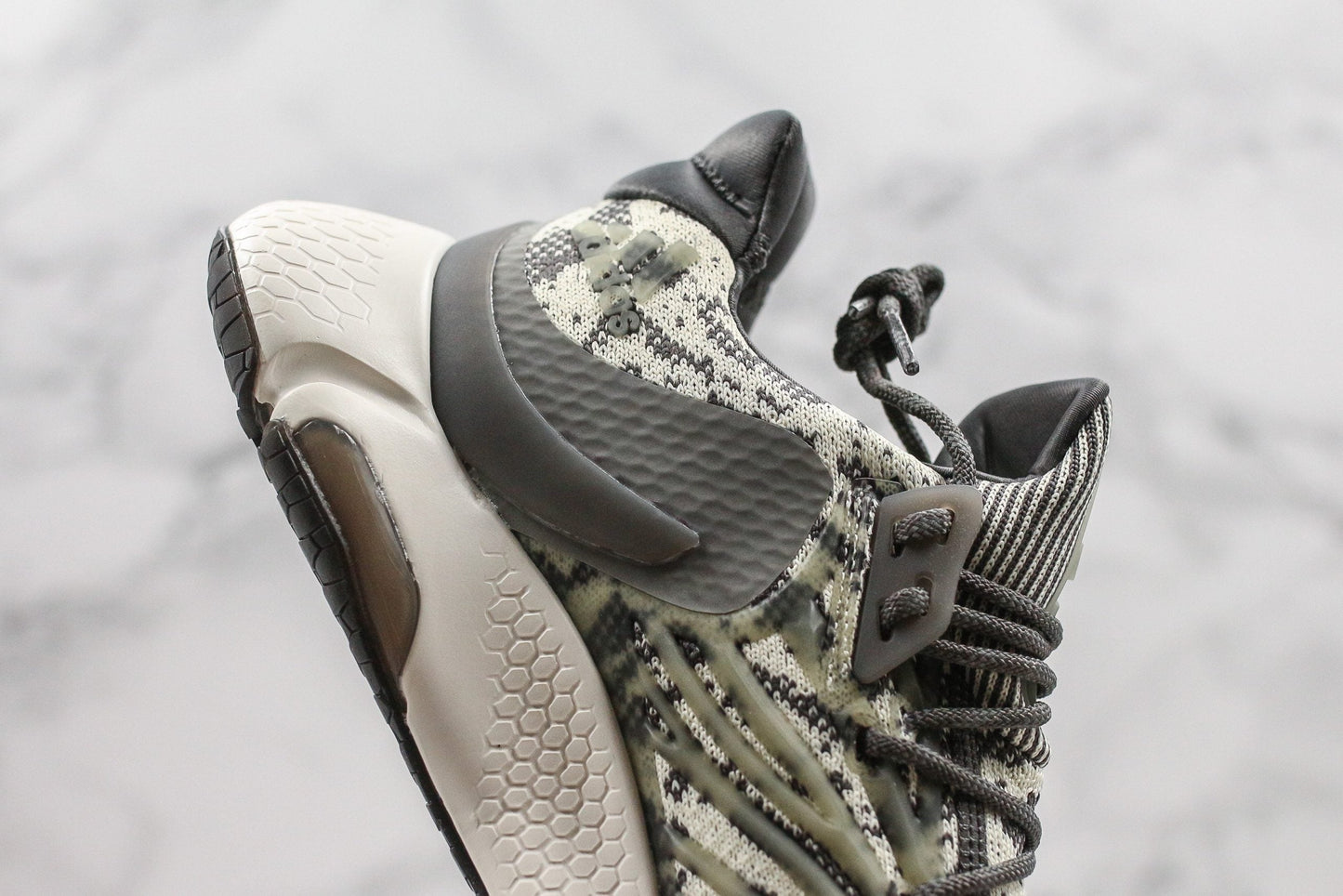 ADIDAS ALPHABOUNCE x YEEZY BOOST - RAINFOREST