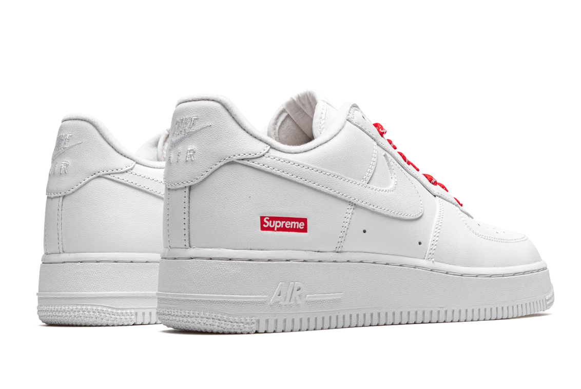 NIKE AIR FORCE 1 x SUPREME