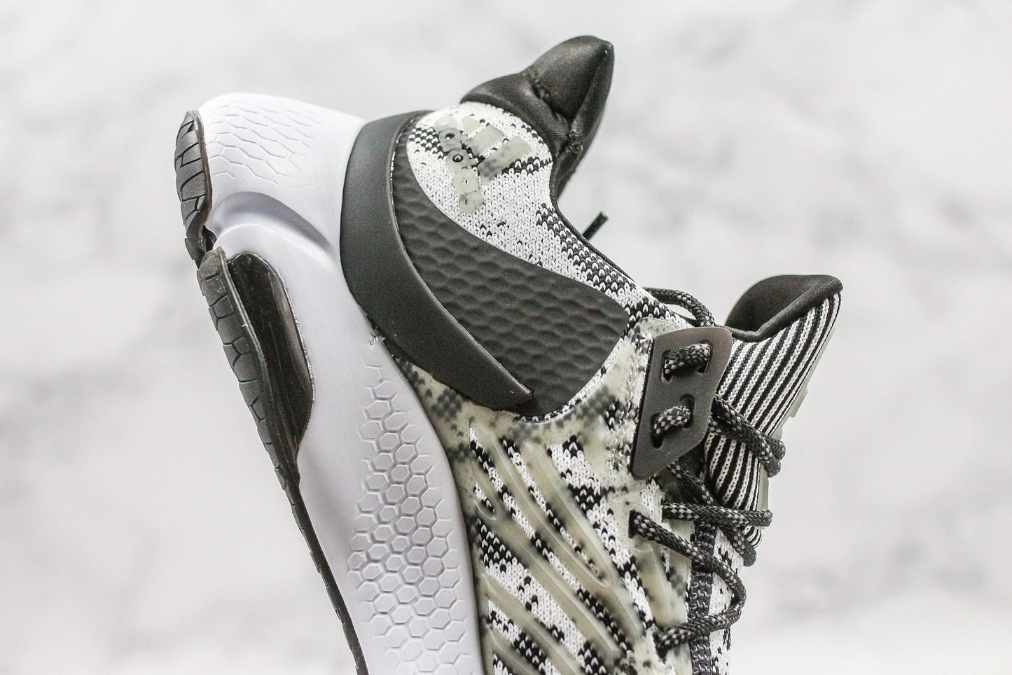 ADIDAS ALPHABOUNCE x YEEZY BOOST - SNAKE