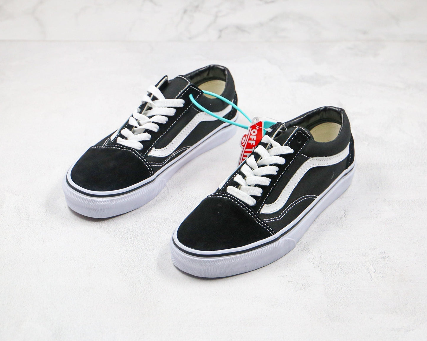 VANS - BLACK