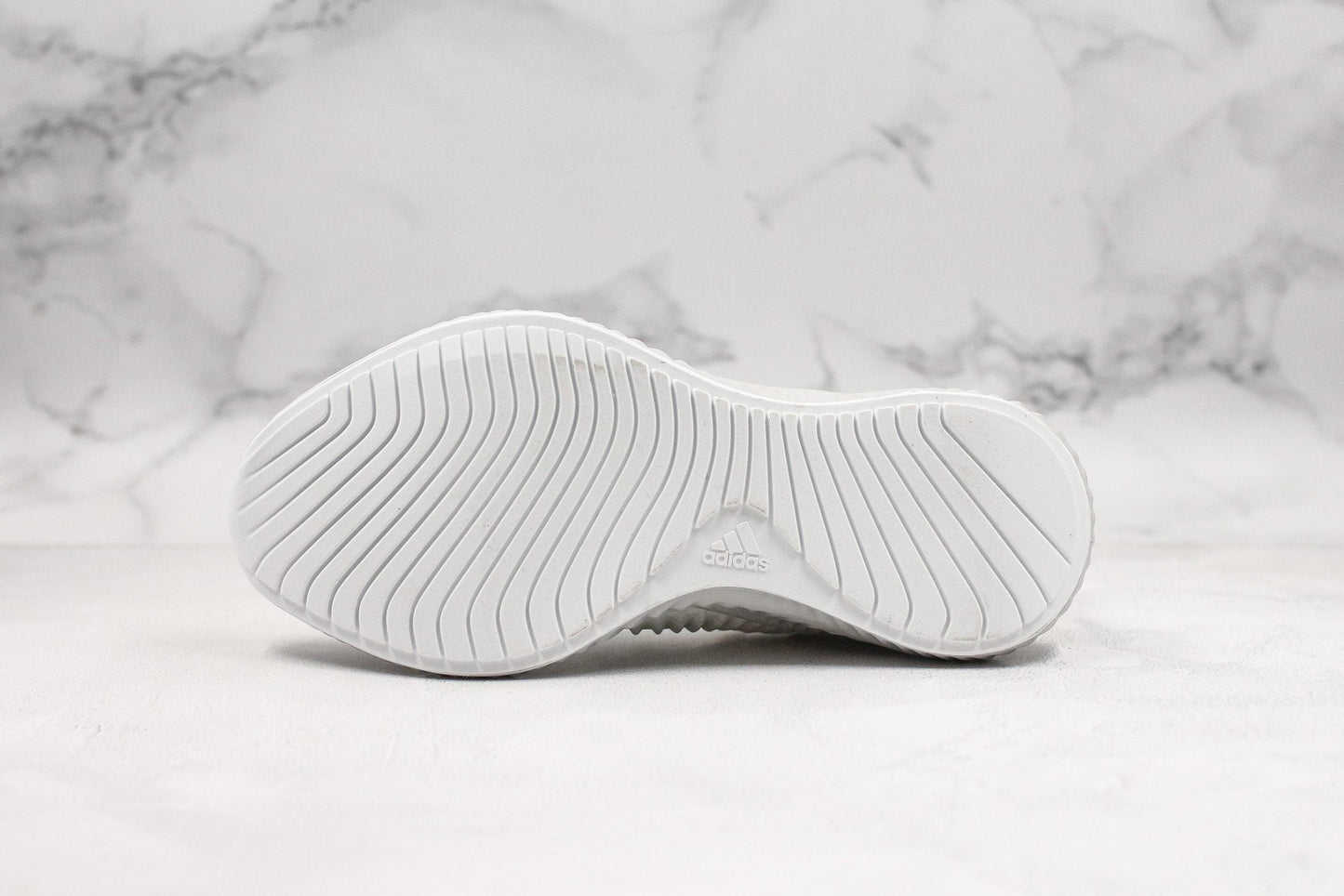 ADIDAS ALPHABOUNCE - WHITE