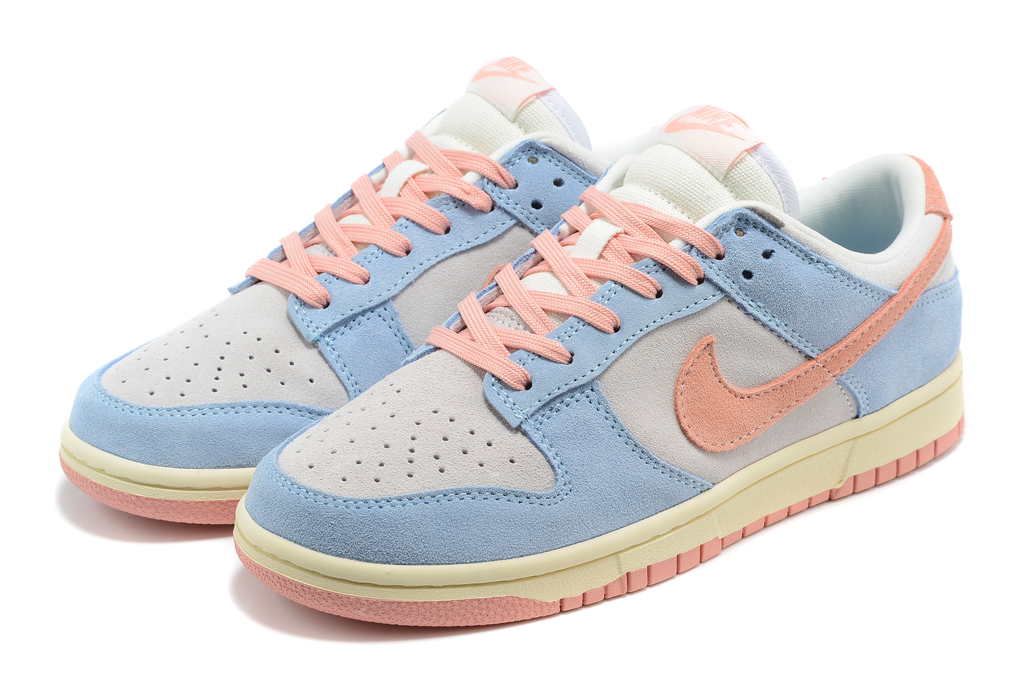 Nike Dunk “Fossil Rose”