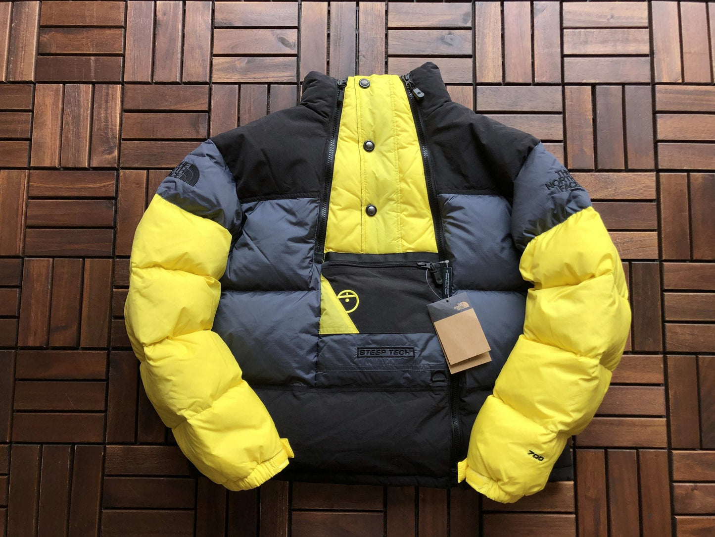 THΕ NΟΓTH FΛ℃Ε X DOWN JACKET