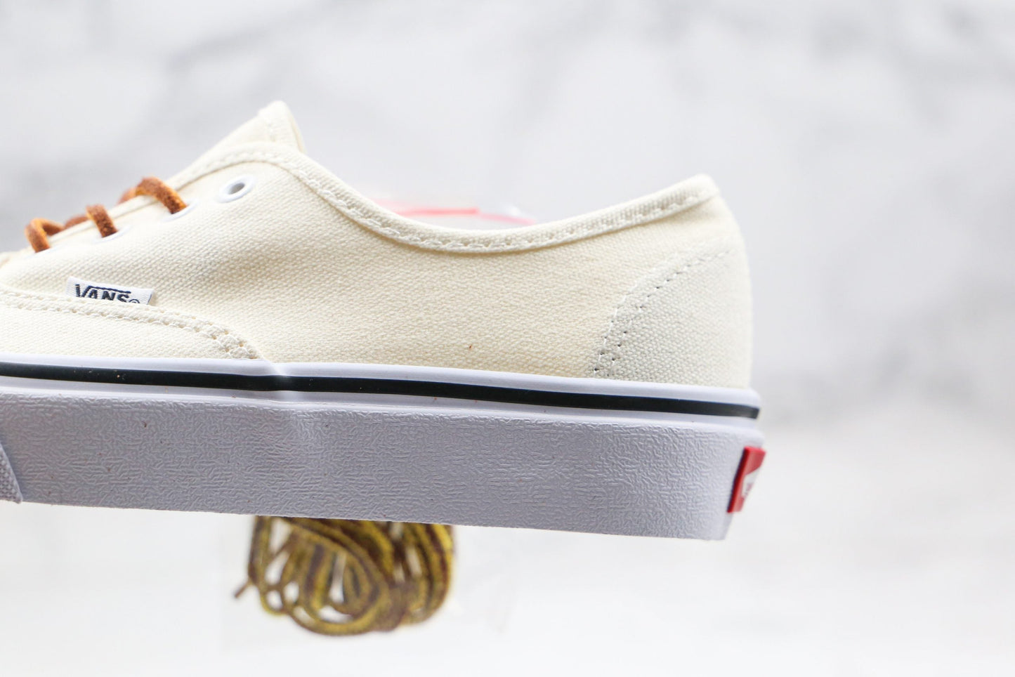 VANS - WHITE