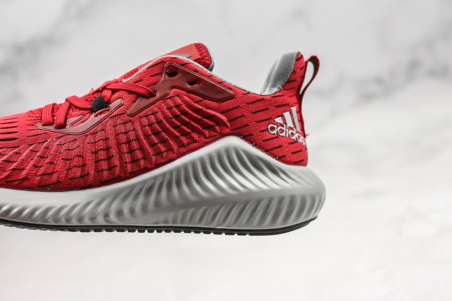 ADIDAS ALPHABOUNCE - RED