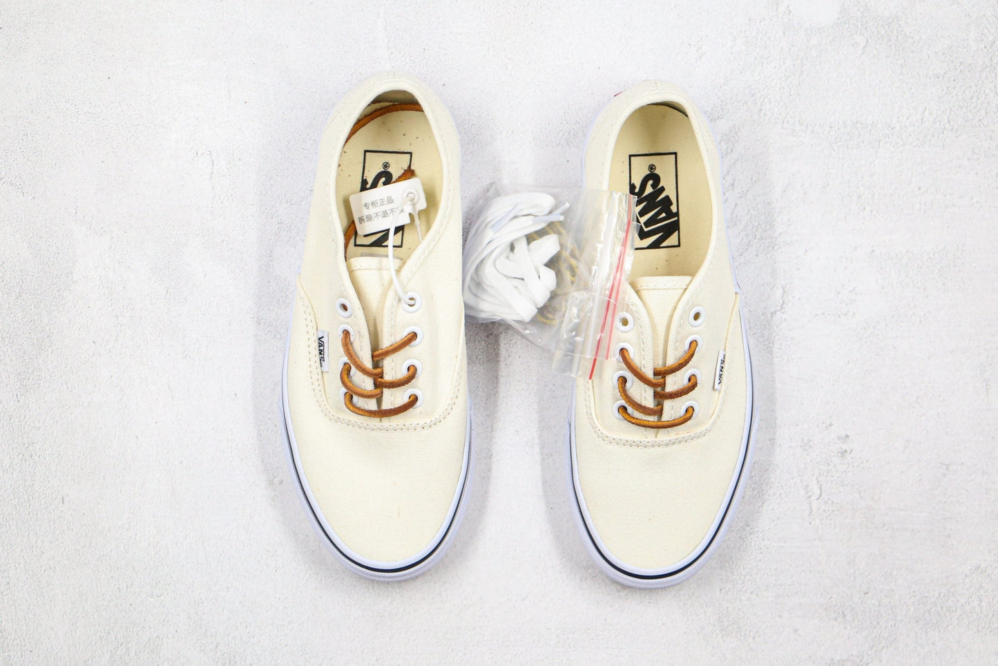 VANS - WHITE