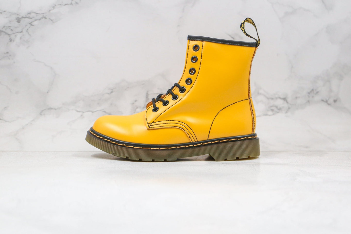 DR MARTENS - YELLOW