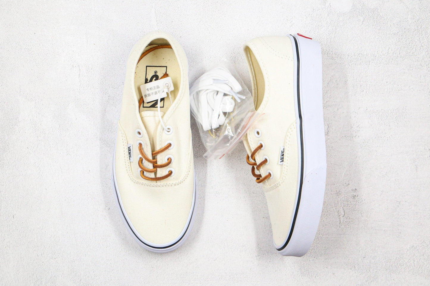 VANS - WHITE